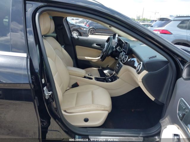 WDCTG4EB6FJ164182 Mercedes-Benz GLA 250