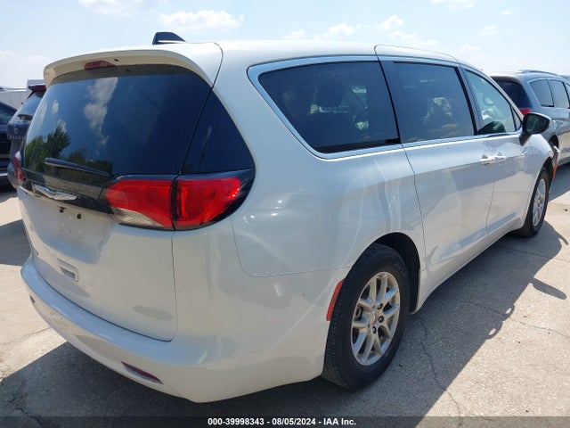 2C4RC1CG0NR223102 Chrysler Voyager Lx
