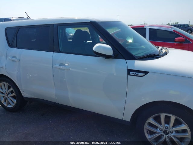 KIA SOUL + 2019 KNDJP3A56K7662235 Image 12