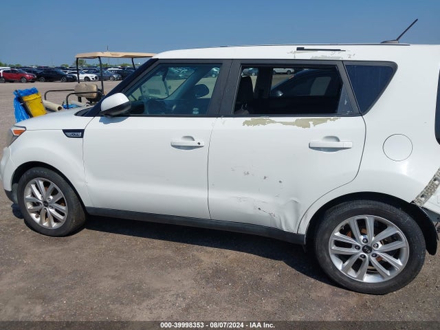 KIA SOUL + 2019 KNDJP3A56K7662235 Image 13