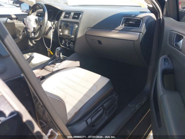 3VWD17AJ3GM419205 Volkswagen Jetta 1.8t Sport