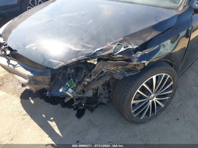 3VWD17AJ3GM419205 Volkswagen Jetta 1.8t Sport