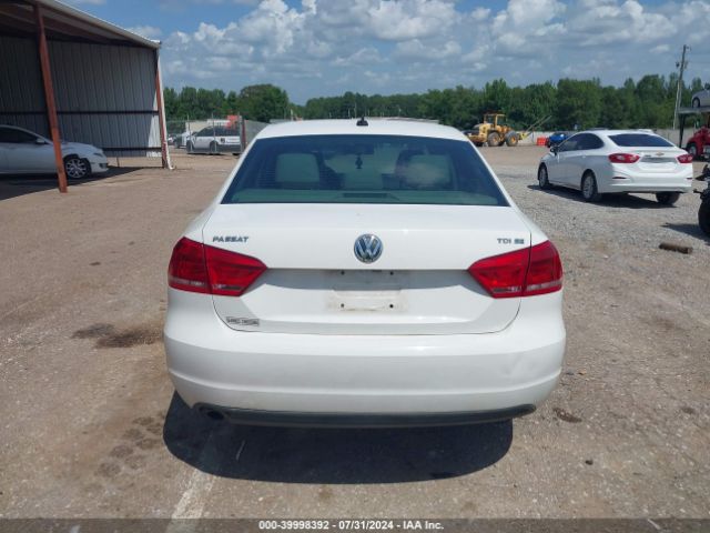 1VWBN7A3XEC018732 Volkswagen Passat 2.0l Tdi Se
