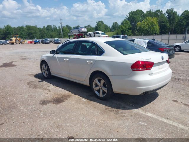 1VWBN7A3XEC018732 Volkswagen Passat 2.0l Tdi Se