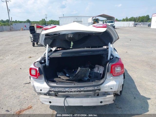 1G11F5SL0FF323308 Chevrolet Malibu 1lz