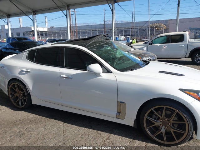 KIA Stinger Premium 2018 KNAE25LA7J6014524 Image 13