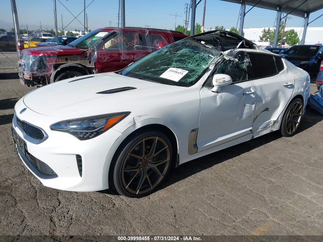 KIA Stinger Premium 2018 KNAE25LA7J6014524 Image 2