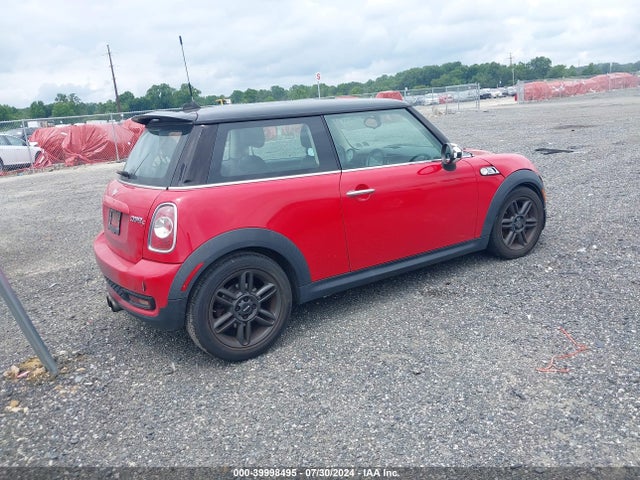2011 MINI COOPER S WMWSV3C5XBTY16151 Photo 3