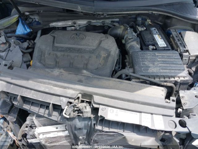 3VV3B7AX4JM073304 Volkswagen Tiguan