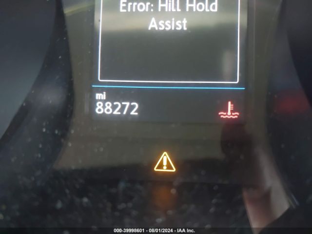 3VV3B7AX4JM073304 Volkswagen Tiguan