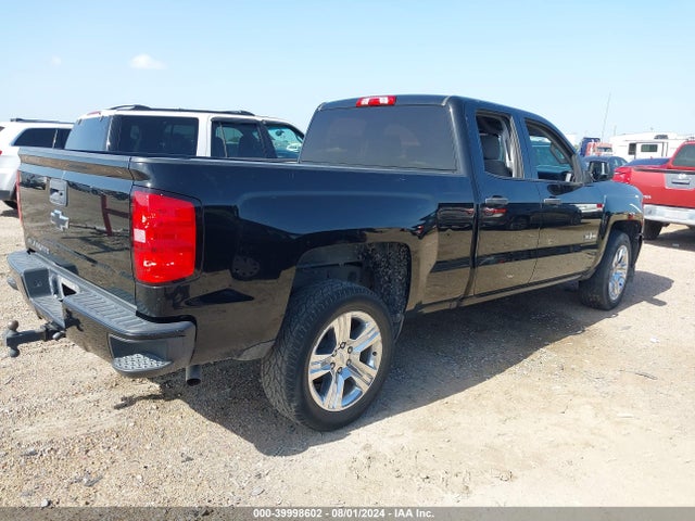 Chevrolet Silverado 1500 Custom 2018 1GCRCPEC3JZ283906 Image 4