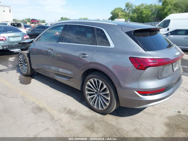 WA1VABGE7KB023891 Audi E-tron Premium Plus