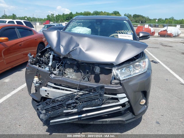 5TDKZRFH6JS550107 Toyota Highlander Se/xle