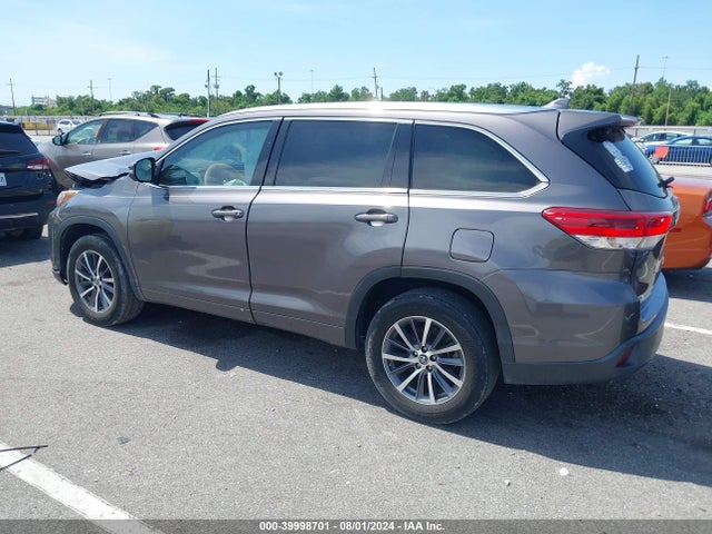 5TDKZRFH6JS550107 Toyota Highlander Se/xle