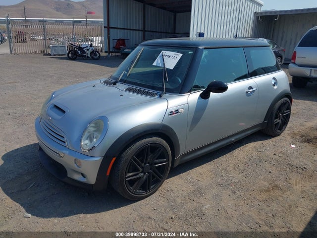 2003 MINI COOPER S WMWRE33403TD68822 Photo 1