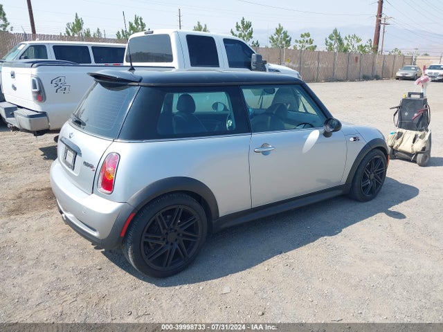 2003 MINI COOPER S WMWRE33403TD68822 Photo 3