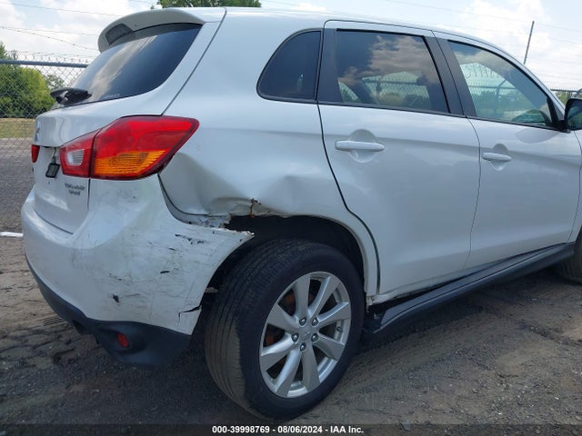 4A4AR3AU8EE007844 Mitsubishi Outlander Sport Es