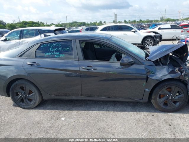 5NPLM4AG7MH004057 Hyundai ELANTRA SEL