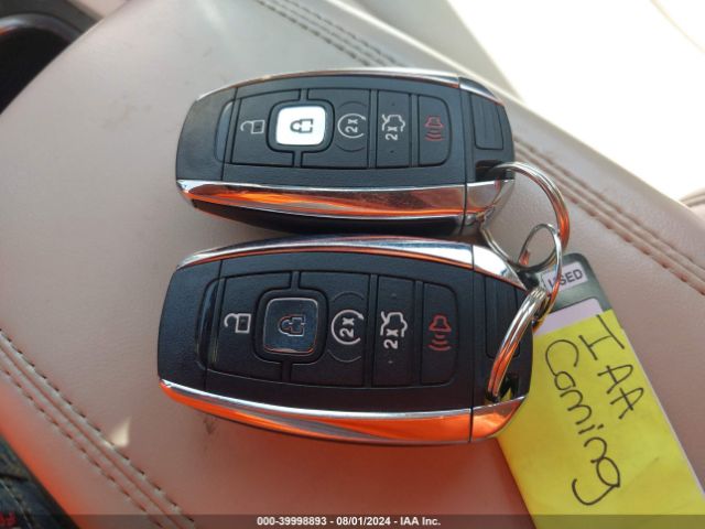 5LMCJ3C93HUL34901 Lincoln Mkc Reserve