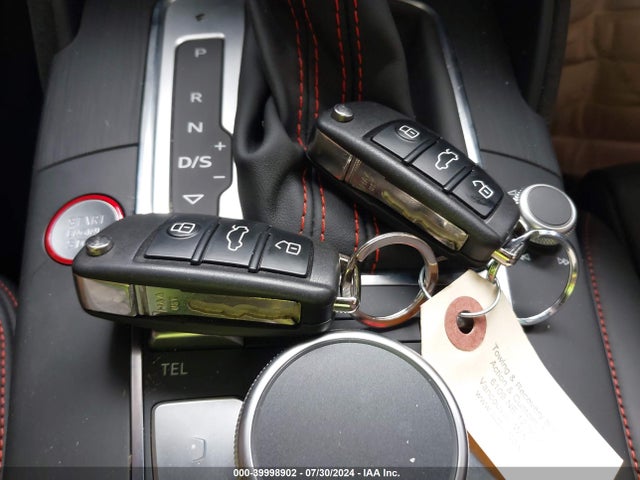 2020 AUDI RS 3 WUABWGFFXLA904533 Photo 10