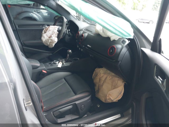 2020 AUDI RS 3 WUABWGFFXLA904533 Photo 4