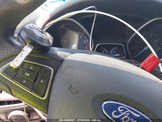 Ford FOCUS S 2016 1FADP3E23GL314815 Image 11