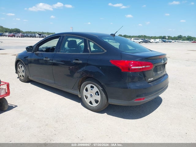 Ford FOCUS S 2016 1FADP3E23GL314815 Image 3