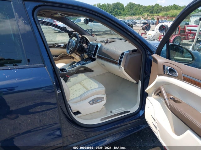 2013 PORSCHE CAYENNE WP1AD2A22DLA79663 Photo 4