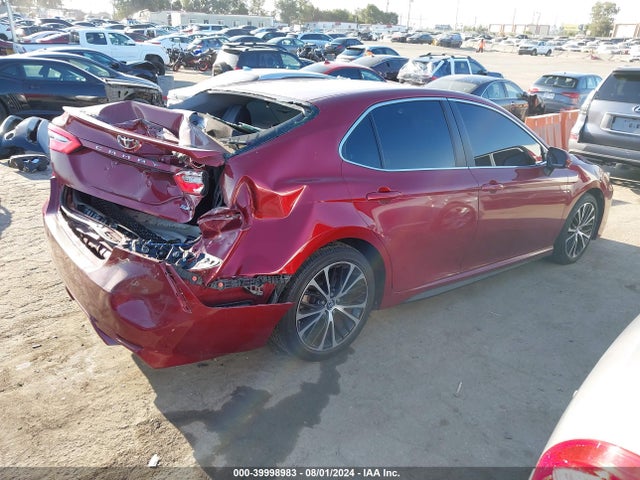 Toyota CAMRY SE 2018 4T1B11HK2JU609100 Image 4