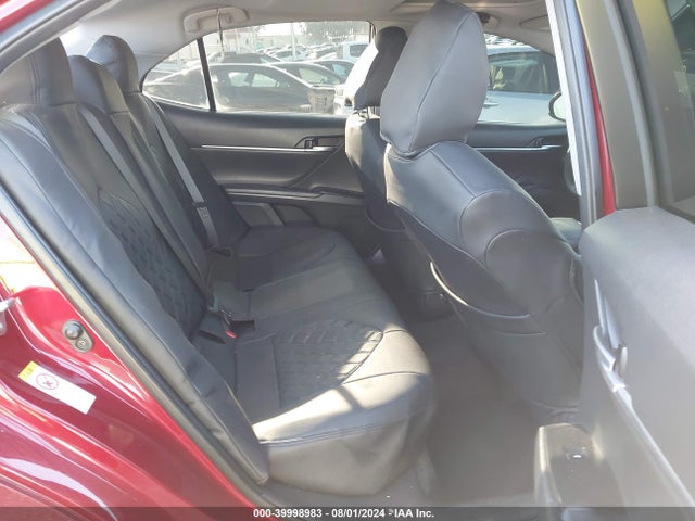 Toyota CAMRY SE 2018 4T1B11HK2JU609100 Image 8
