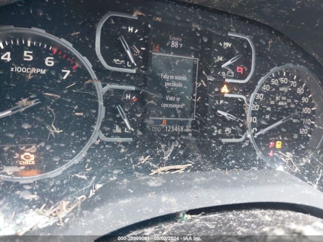 5TFDW5F16JX771942 Toyota Tundra Sr5 5.7l V8