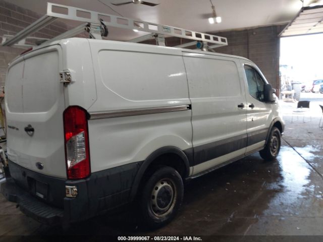 1FTYR1YM3HKB43773 Ford Transit-250