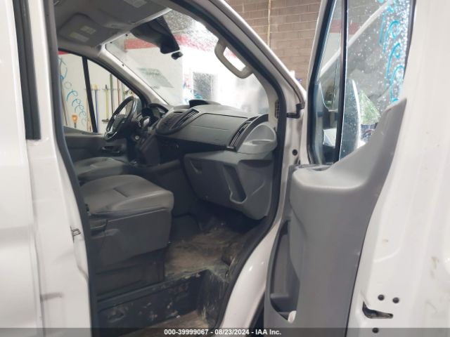 1FTYR1YM3HKB43773 Ford Transit-250