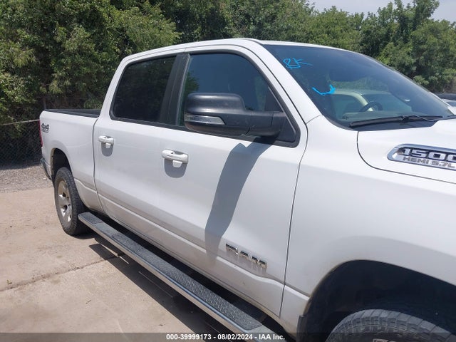 1C6SRFMT0NN161052 RAM 1500 Big Horn  4x4 6'4 Box