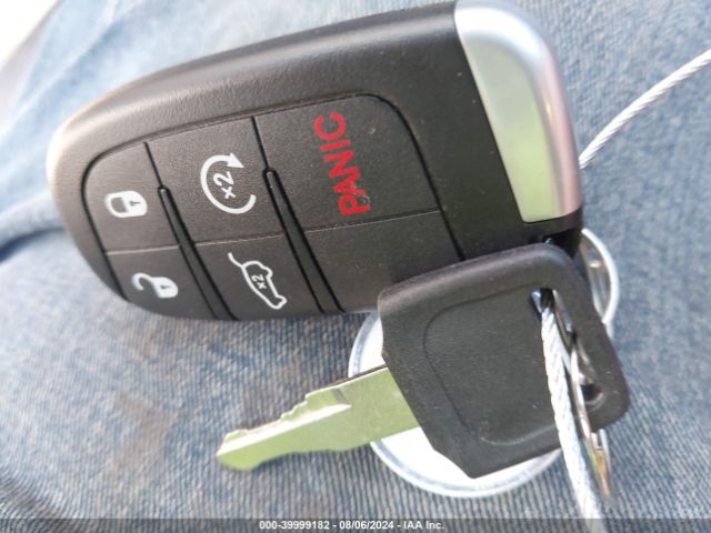 1C4RJFCG8FC116991 Jeep Grand Cherokee Overland