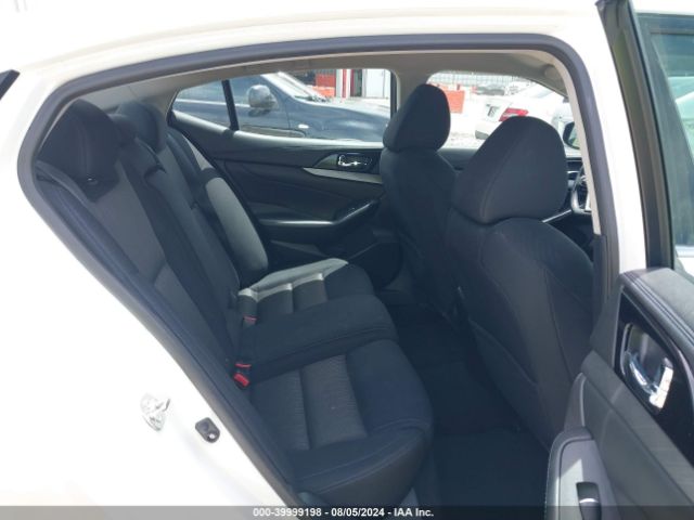 1N4AA6AP7GC409224 Nissan Maxima 3.5 S