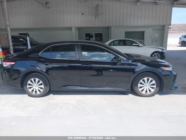 Toyota CAMRY L 2018 4T1B11HKXJU052971 Image 13