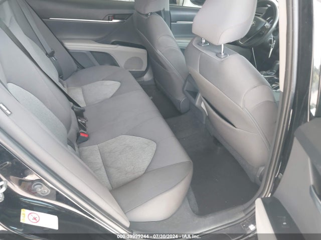 Toyota CAMRY L 2018 4T1B11HKXJU052971 Image 8