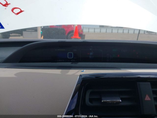 JTDKBRFUXG3001649 Toyota Prius Two