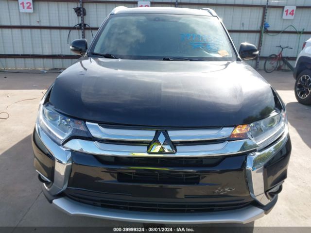 JA4AD3A3XJZ052262 Mitsubishi Outlander Sel