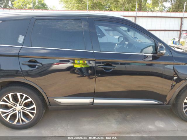 JA4AD3A3XJZ052262 Mitsubishi Outlander Sel