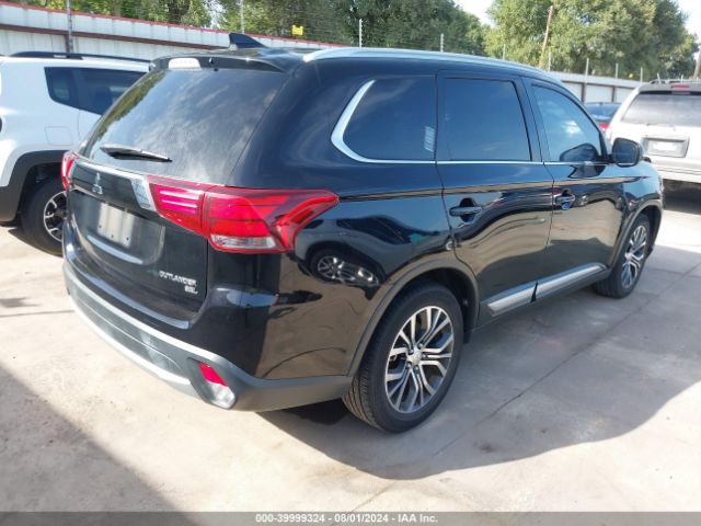JA4AD3A3XJZ052262 Mitsubishi Outlander Sel