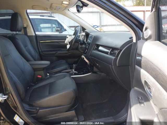 JA4AD3A3XJZ052262 Mitsubishi Outlander Sel
