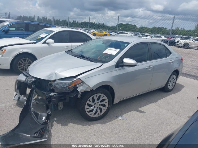 Toyota COROLLA LE 2019 5YFBURHE7KP944565 Image 2
