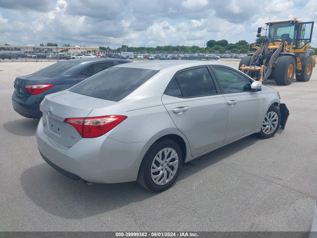 Toyota COROLLA LE 2019 5YFBURHE7KP944565 Image 4