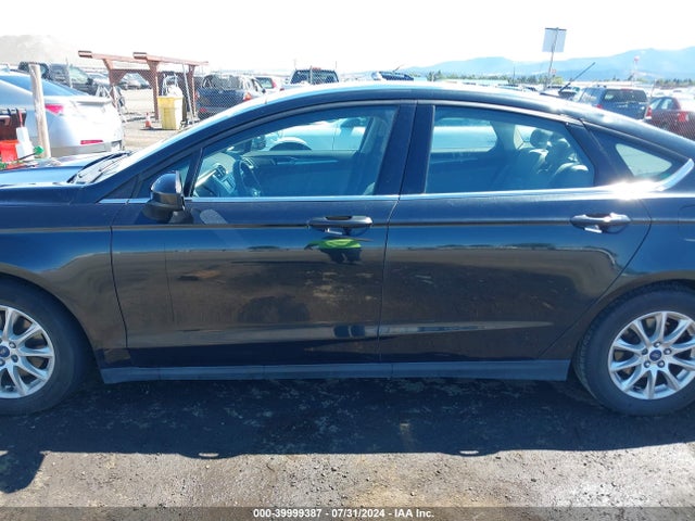 Aukcja sprzedaży 2015 Ford Fusion S, vin: 3FA6P0G79FR246097, numer aukcji: 39999387