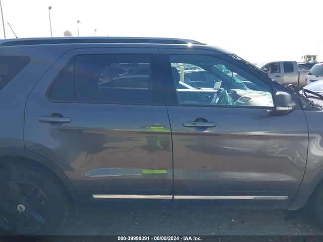 Ford EXPLORER XLT 2019 1FM5K7D82KGB25693 Image 13