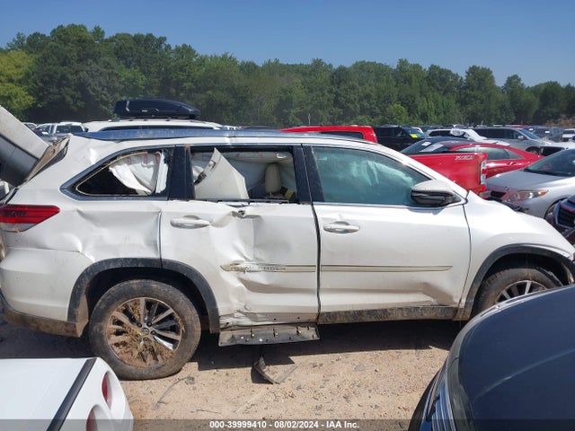 Toyota Highlander Xle 2019 5TDKZRFH6KS554465 Image 13