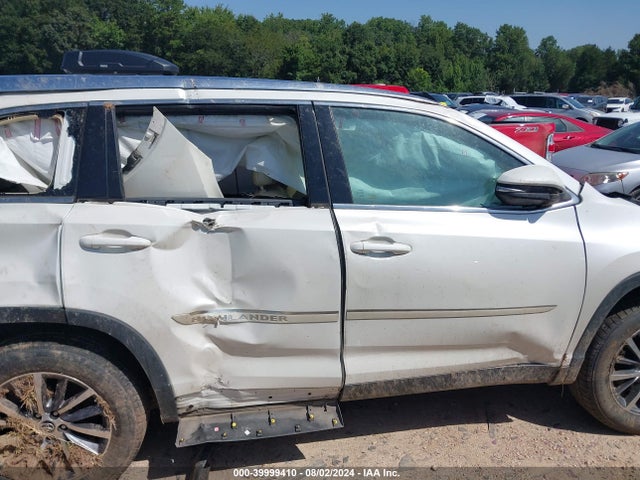 Toyota Highlander Xle 2019 5TDKZRFH6KS554465 Image 20
