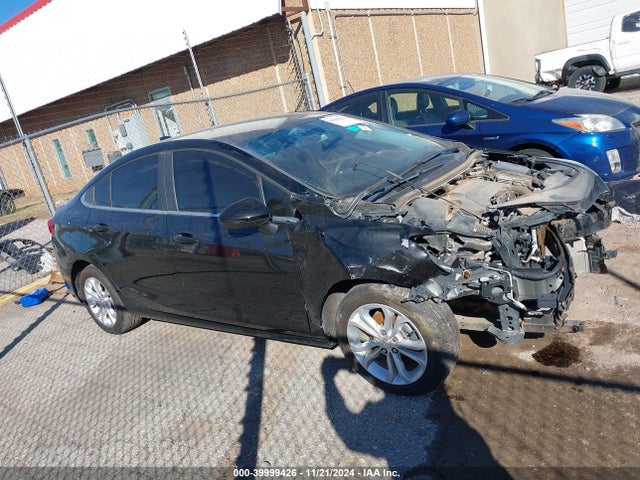 1G1BE5SM8K7114631 Chevrolet CRUZE LT